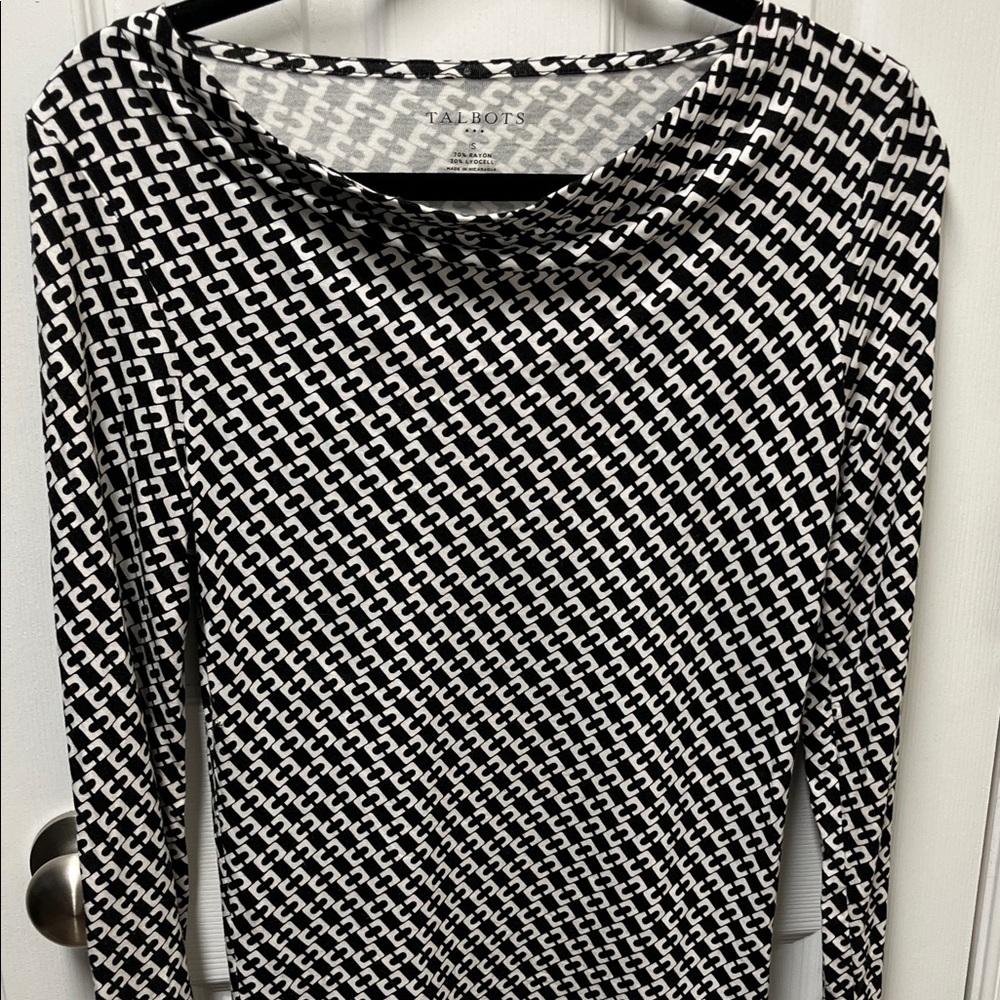 Talbots Monochrome Patterned Top - Picture 3 of 4
